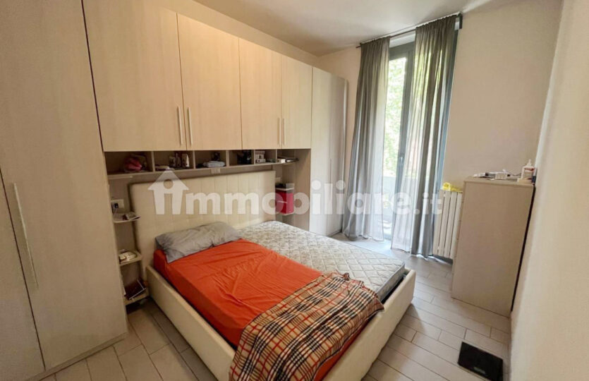 In affitto zona ghisolfa, Mac Mahon a Milano Trilocale arredato ideale per coppie e studenti