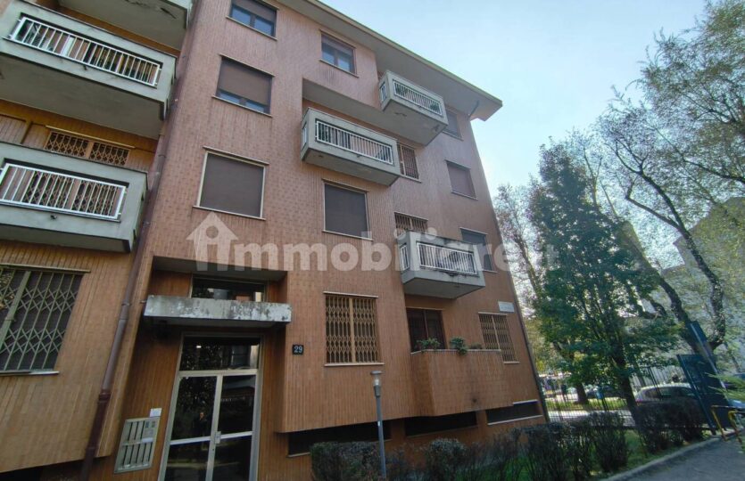 Tre locali in vendita zona Bovisa a Milano con possibilità di realizzare quattro locali